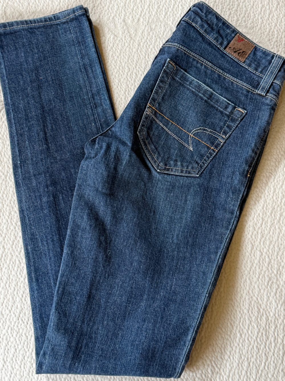 American Eagle Low Rise Bootcut Jeans Medium Wash